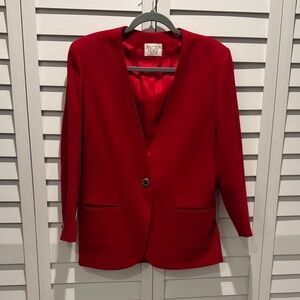 Bretton Place Vintage like new Classic Red Women's lined Blazer with Pockets.